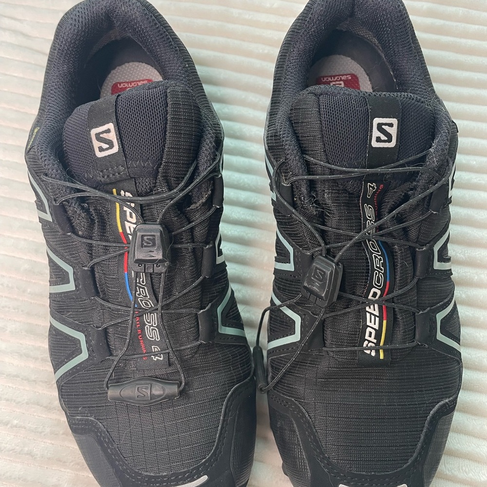 Salomon Speedcross 4 GTX Black  Athletic Shoes Size 6.5 Womam Shoes Runner